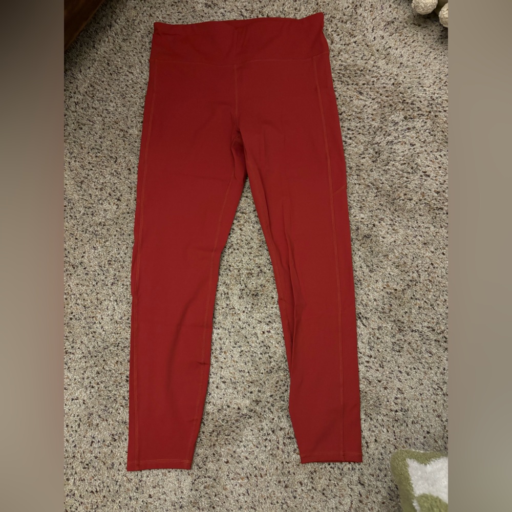 NEW Vuori stride pocket leggings